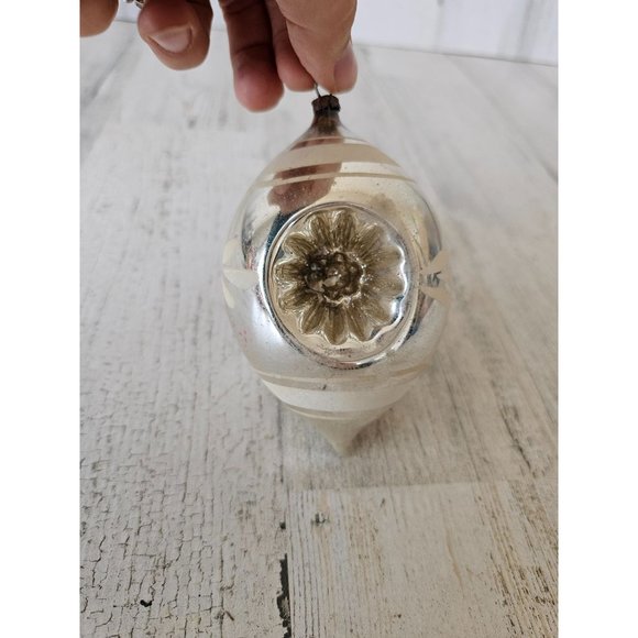 Antique silver triple indent white striped teardrop glass ornament Xmas tree - Picture 1 of 10